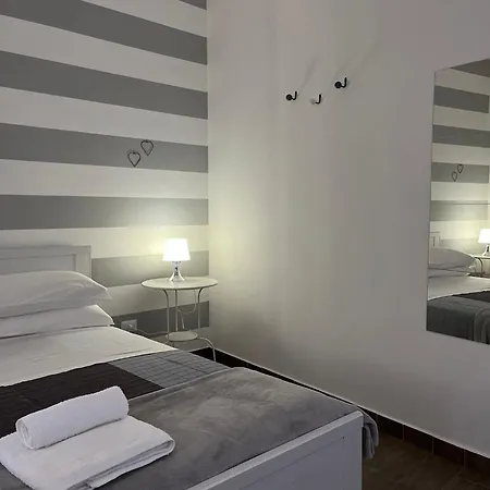 Affittacamere La Casa Di Ninì 3*