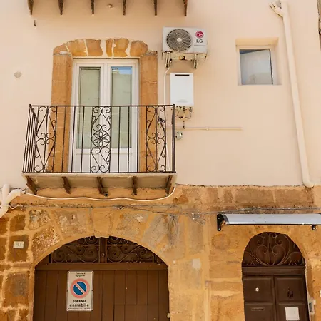 La Casa Di Ninì Affittacamere 3*